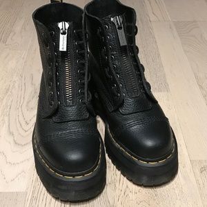 Doc Martens - Sinclair Milled Leather Platform Boots
